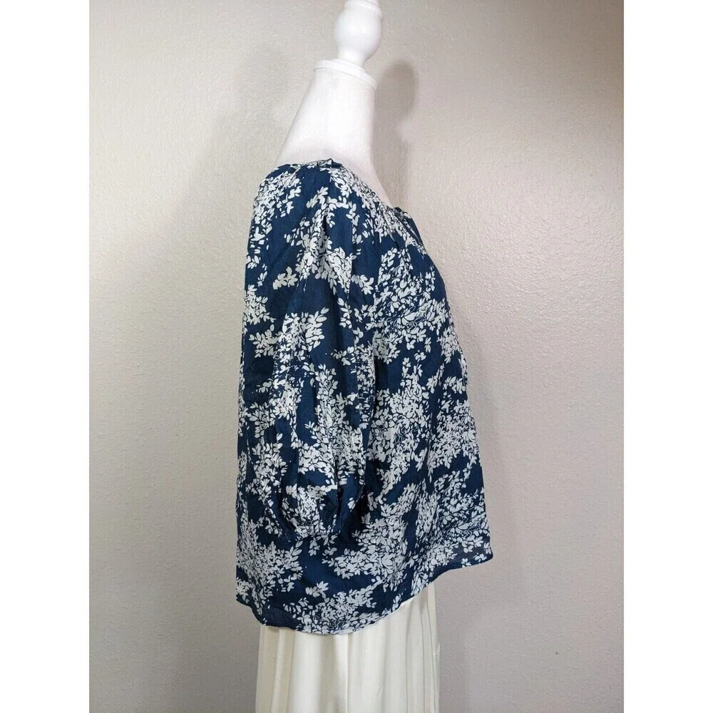 Abercrombie Fitch Shirt Womens Small Navy Blue White Floral Peasant‎ Blouse Boho